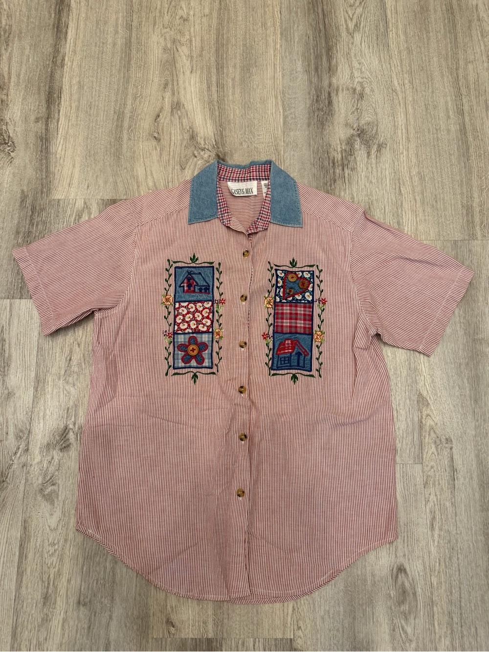 Vintage Casey & Max Patchwork Embroidered Button Up Shirt Size Small
